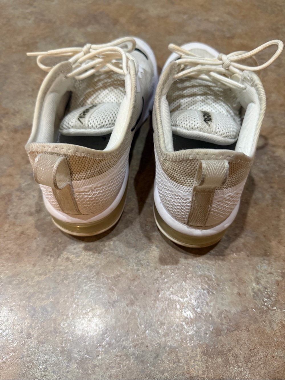 Women’s Nike Air Max Sequent 4.5 sneakers. Size 8.5 - Picture 4 of 6
